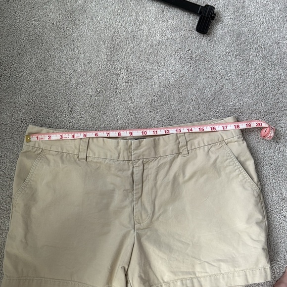 Tommy Hilfiger Tan Bermuda Shorts Casual Style size 16 - Picture 5 of 7